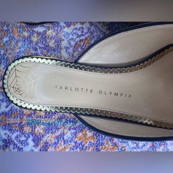 Charlotte Olympia Green and Red Animal Print Mules - Picture 4 of 8